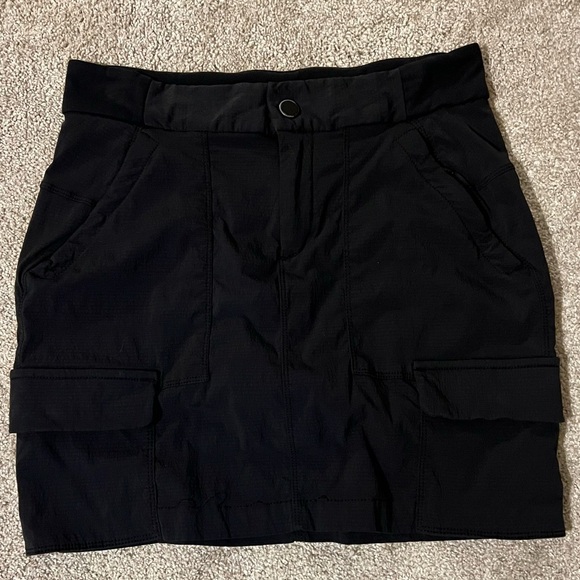 Athleta Trekkie Skort - Picture 1 of 7